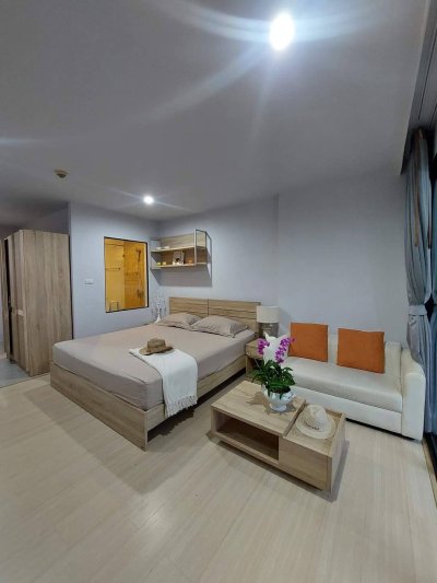 4R0166 Condominium for rent studio room 22,000/month at patong