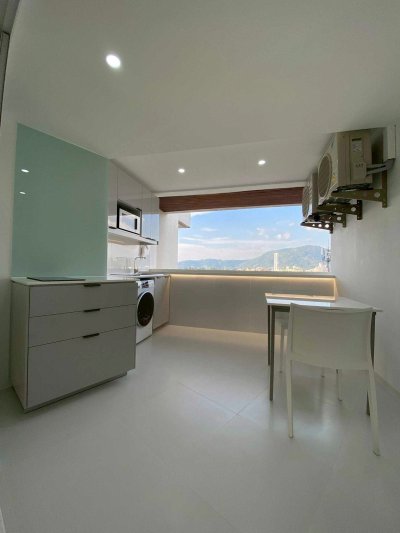 4R0194 คอนโดมิเนียม 1 ห้องนอน 1 ห้องน้ำ ให้เช่าเดือนละ 35,000 บาท โซนป่าตอง