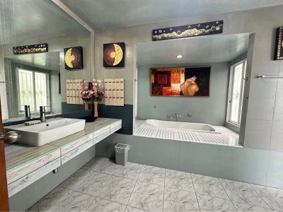 4R0197 ให้เช่า pool villa 4 ห้องนอน 2 ห้องน้ำ ราคา 85,000/เดือน โซนป่าตอง