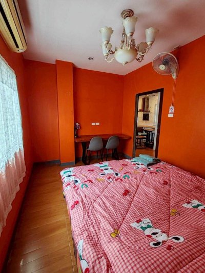 4R0199 ให้เช่าบ้านแฝดสองชั้น 2 ห้องนอน 1 ห้องน้ำ ราคา 25,000/เดือน โซนป่าตอง