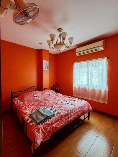 4R0199 ให้เช่าบ้านแฝดสองชั้น 2 ห้องนอน 1 ห้องน้ำ ราคา 25,000/เดือน โซนป่าตอง