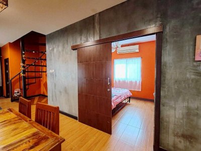 4R0199 ให้เช่าบ้านแฝดสองชั้น 2 ห้องนอน 1 ห้องน้ำ ราคา 25,000/เดือน โซนป่าตอง