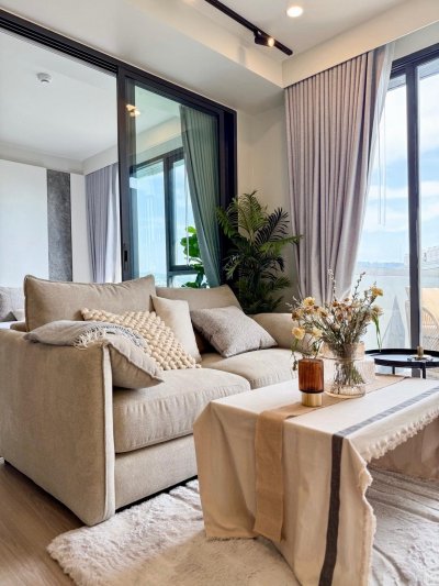 4R0201 คอนโดมิเนียม 2 ห้องนอน 2 ห้องน้ำ ให้เช่าเดือนละ 75,000 บาท โซนป่าตอง