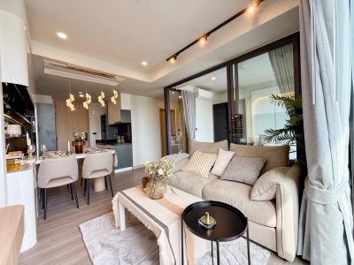 4R0201 คอนโดมิเนียม 2 ห้องนอน 2 ห้องน้ำ ให้เช่าเดือนละ 75,000 บาท โซนป่าตอง