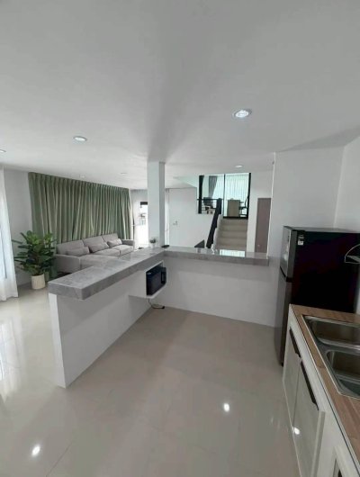4R0202 This house for rent 3 bedroom 3 bathroom 65,000/month at patong