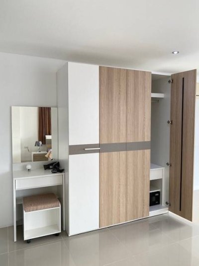 4S0015 ขายคอนโดมิเนี่ยม 2 ห้องนอน 1 ห้องน้ำ ราคา 9,800,000 บาท โซนป่าตอง