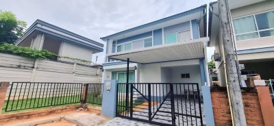 5R0304 ให้เช่าบ้านเดี่ยวสองชั้น 3 ห้องนอน 2 ห้องน้ำ ราคา 40,000/เดือน โซนกะทู้ 5R0304 ให้เช่าบ้านเดี่ยวสองชั้น 3 ห้องนอน 2 ห้องน้ำ ราคา 40,000/เดือน โซนกะทู้