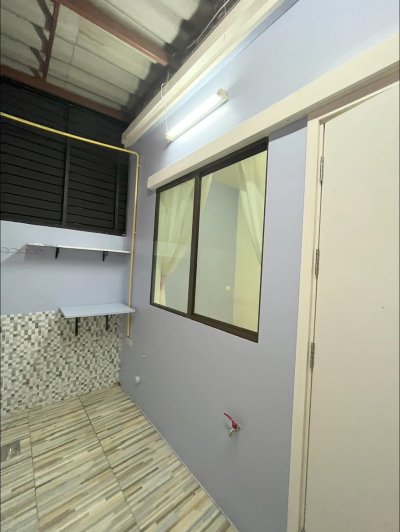 5R0345 ให้เช่าบ้านสองชั้น 3ห้องนอน 2ห้องน้ำ ราคา 18,000/เดือน โซนกะทู้