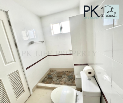 5R0377 ให้เช่าบ้านเดี่ยวสองชั้น 3 ห้องนอน 2 ห้องน้ำ ราคา 45,000/เดือน โซนกะทู้