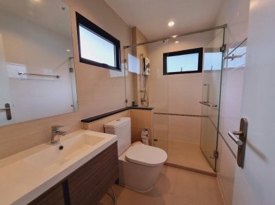 5R0399 This house for rent 4bedroom 4bathroom 130,000/month at Kathu