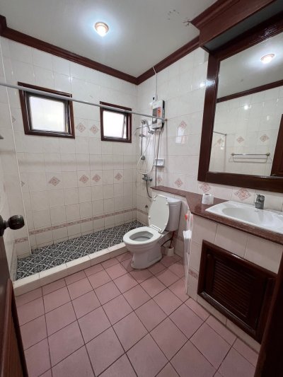 5R0482 ให้เช่าบ้านเดี่ยวสองชั้น 3 ห้องนอน 3 ห้องน้ำ ราคา 45,000/เดือน โซนกะทู้ 5R0482 ให้เช่าบ้านเดี่ยวสองชั้น 3 ห้องนอน 3 ห้องน้ำ ราคา 45,000/เดือน โซนกะทู้