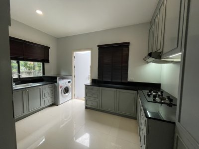 5R0500 This house for rennt 4bedroom 5bathroom 75,000/month in Kathu