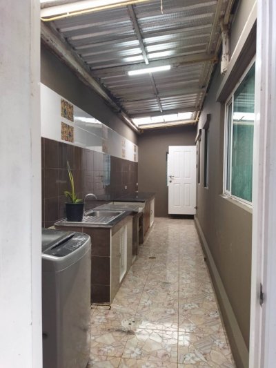 5R0506 ให้เช่าบ้านเดี่ยวสองชั้น 3ห้องนอน 2ห้องน้ำ ราคา 40,000/เดือน โซนกะทู้