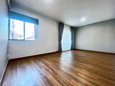 5R0601 ให้เช่าบ้านสองชั้น 3ห้องนอน 2ห้องน้ำ ราคา 30,000/เดือน โซนกะทู้