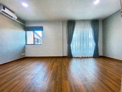 5R0601 ให้เช่าบ้านสองชั้น 3ห้องนอน 2ห้องน้ำ ราคา 30,000/เดือน โซนกะทู้