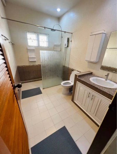 5R0623 ให้เช่าบ้านเดี่ยวสองชั้น 2ห้องนอน 2ห้องน้ำ ราคา 28,000/เดือน โซนกะทู้