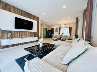 5R0640 ให้เช่าบ้านเดี่ยวสองชั้น 3ห้องนอน 3ห้องน้ำ ราคา 100,000/เดือน โซนกะทู้