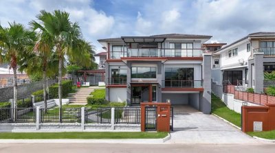 5R0718 This house for rent 3 bedroom 4 bathroom 120,000/month at kathu