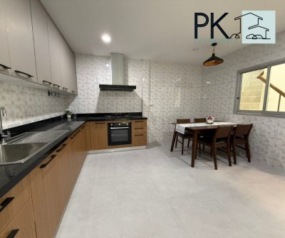 5R0735 ให้เช่าบ้านแฝดสองชั้น 2 ห้องนอน 2 ห้องน้ำ ราคา 38,000/เดือน โซนกะทู้