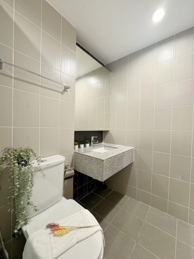 5R0739 คอนโดมิเนียม 1 ห้องนอน 1 ห้องน้ำ ให้เช่าเดือนละ 14,000 บาท โซนกะทู้