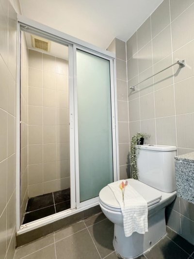 5R0739 คอนโดมิเนียม 1 ห้องนอน 1 ห้องน้ำ ให้เช่าเดือนละ 14,000 บาท โซนกะทู้