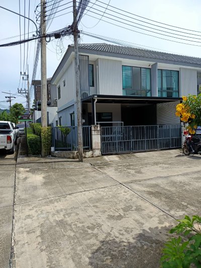 5R0746 ให้เช่าบ้านแฝดสองชั้น 3 ห้องนอน 2 ห้องน้ำ ราคา 27,000/เดือน โซนกะทู้ 5R0746 ให้เช่าบ้านแฝดสองชั้น 3 ห้องนอน 2 ห้องน้ำ ราคา 27,000/เดือน โซนกะทู้