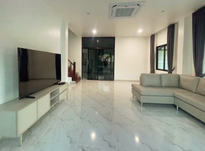 5R0749 ให้เช่าบ้านเดี่ยวสองชั้น 4 ห้องนอน 3 ห้องน้ำ ราคา 70,000/เดือน โซนกะทู้