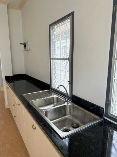 5R0752 ให้เช่าบ้านเดี่ยวชั้นเดียว 2 ห้องนอน 1 ห้องน้ำ ราคา 35,000/เดือน โซนกะทู้ 5R0752 ให้เช่าบ้านเดี่ยวชั้นเดียว 2 ห้องนอน 1 ห้องน้ำ ราคา 35,000/เดือน โซนกะทู้