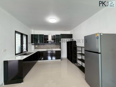 5R0754 ให้เช่าบ้านเดี่ยวสองชั้น 3 ห้องนอน 3 ห้องน้ำ ราคา 50,000/เดือน โซนกะทู้