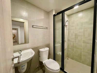 5R0758 คอนโดมิเนียม 2 ห้องนอน 2 ห้องน้ำ ให้เช่าเดือนละ 35,000 บาท โซนกะทู้