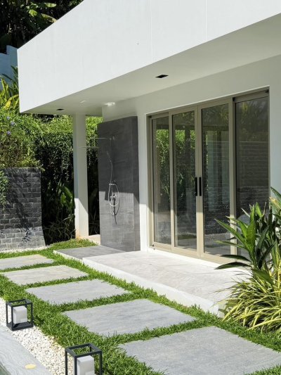 5R0773 Pool villa for rent 4 bedroom 6 bathroom 360,000/month at kathu