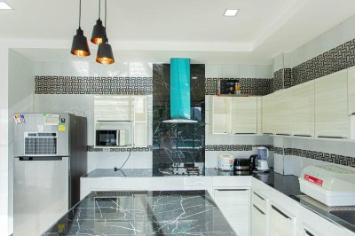 5R0802 ให้เช่า Pool villa 4 ห้องนอน 4 ห้องน้ำ ราคา 100,000/เดือน โซนกะทู้