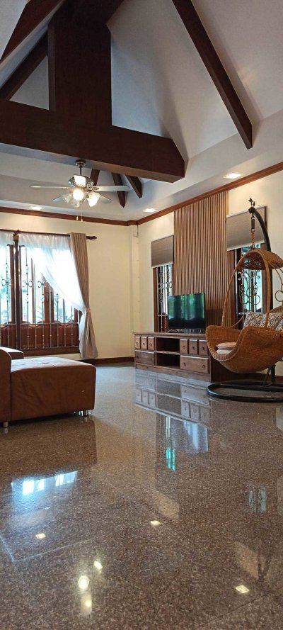 5R0831 Pool villa for rent 4 bedroom 3 bathroom 100,000/month at kathu