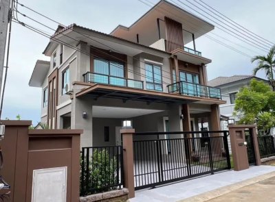 5S0254 This house for sale 15,800,000 baht 3 bedroom 3 bathroom at kathu