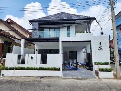 5S0259 This house for sale 8,990,000 baht 5 bedroom 3 bathroom located at kathu