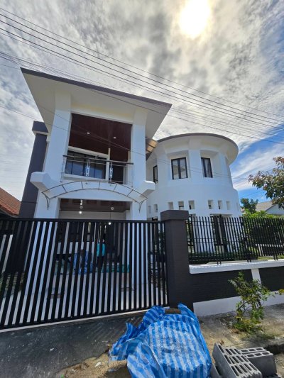 5S0260 This house for sale 12,900,000 baht 4 bedroom 3 bathroom located at kathu