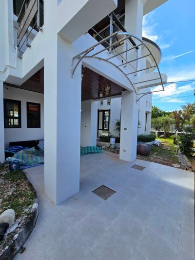 5S0260 This house for sale 12,900,000 baht 4 bedroom 3 bathroom located at kathu