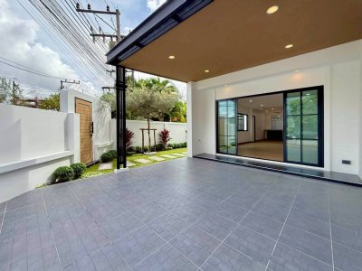 5S0283 This house for sale 4,490,000 baht 3 bedroom 2 bathroom at kathu
