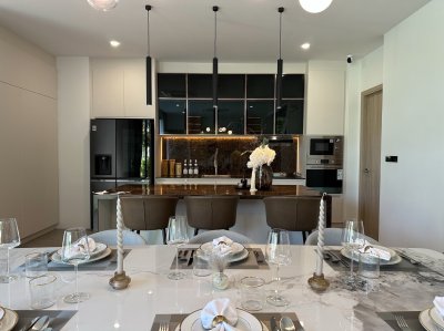 5S0285 ขายพูลวิลล่า ราคา 19,900,000 บาท 4 ห้องนอน 4 ห้องน้ำ โซนกะทู้ 5S0285 ขายพูลวิลล่า ราคา 19,900,000 บาท 4 ห้องนอน 4 ห้องน้ำ โซนกะทู้