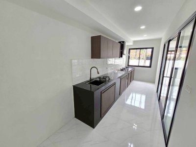 5S0288 ขายบ้านเดี่ยวชั้นเดียว ราคา 6,290,000 บาท 3 ห้องนอน 2 ห้องน้ำ โซนกะทู้ 5S0288 ขายบ้านเดี่ยวชั้นเดียว ราคา 6,290,000 บาท 3 ห้องนอน 2 ห้องน้ำ โซนกะทู้