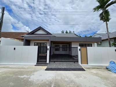 5S0288 ขายบ้านเดี่ยวชั้นเดียว ราคา 6,290,000 บาท 3 ห้องนอน 2 ห้องน้ำ โซนกะทู้ 5S0288 ขายบ้านเดี่ยวชั้นเดียว ราคา 6,290,000 บาท 3 ห้องนอน 2 ห้องน้ำ โซนกะทู้