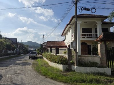 5S0296 This house for sale 8,500,000 baht 5 bedroom 4 bathroom at kathu