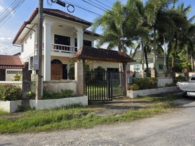 5S0296 This house for sale 8,500,000 baht 5 bedroom 4 bathroom at kathu