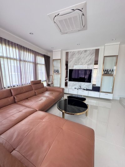 5S0299 This house for sale 15,500,000 baht 4 bedroom 4 bathroom at kathu