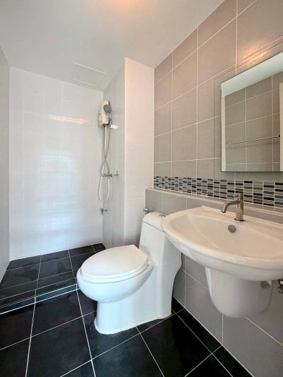 5S0300 Condominium for sale 2,090,000 baht studio room at kathu