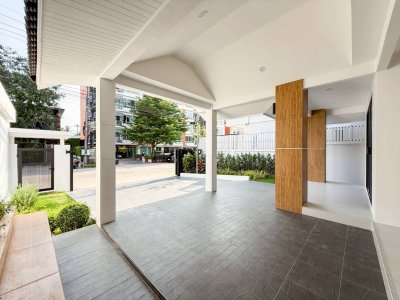 5S0304 This house for sale 8,900,000 baht 3 bedroom 3 bathroom at kathu