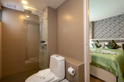 6R0035 The slpendid sea view Condominium 2 bedroom 1 bathroom 60,000month at kata