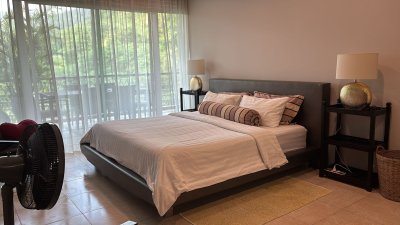 6R0044 คอนโดมิเนียม 2 ห้องนอน 2 ห้องน้ำ ให้เช่าเดือนละ 70,000 บาท โซนกะตะ