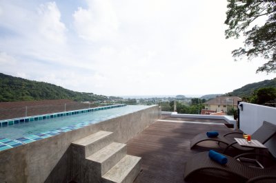 6R0070 Seaview Penthouses 2 ห้องนอน 1 ห้องน้ำ ให้เช่าเดือนละ 100,000 บาท โซนกะตะ