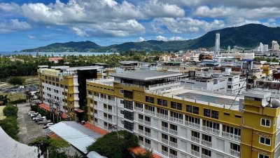 6R0077 Condominium for rent studio room 30,000/month at kata